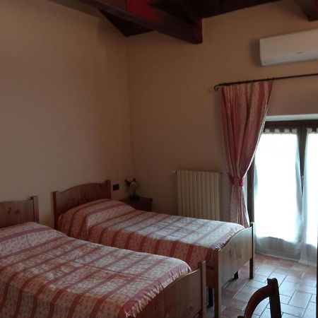Agriturismo Raimondi Cominesi Amilcare Garlasco Exterior foto