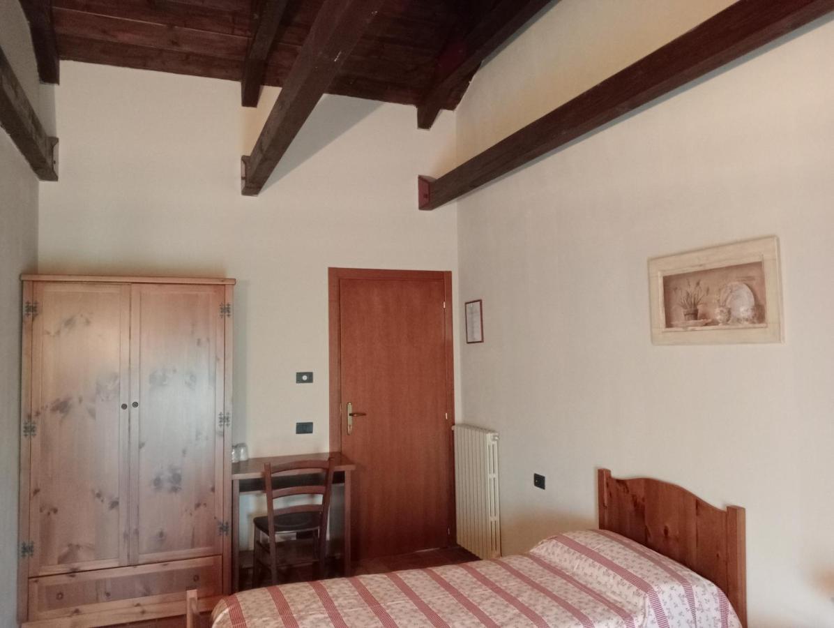 Agriturismo Raimondi Cominesi Amilcare Garlasco Exterior foto